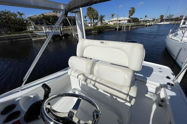 22ft Sea Hunt Yacht For Sale