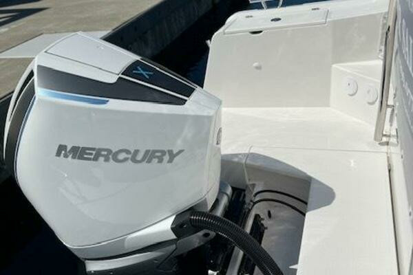 Photo of the 2023 Nimbus W9