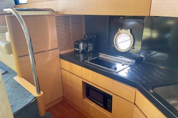 Sea Escape 43ft Azimut Yacht For Sale