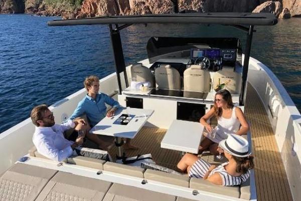42ft De Antonio Yacht For Sale