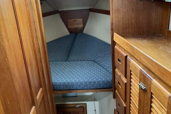 WINDBORNE 30ft Catalina Yacht For Sale