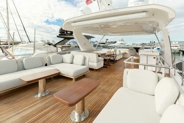 Photo of the 2020 Azimut 72 Flybridge "Solstice"