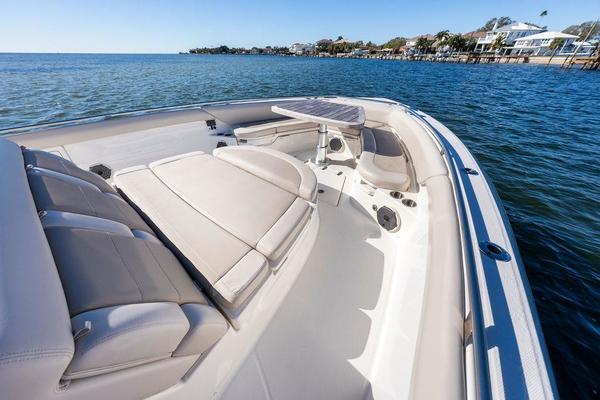 2019 Boston Whaler 420 Outrage - Susie Q - Bow