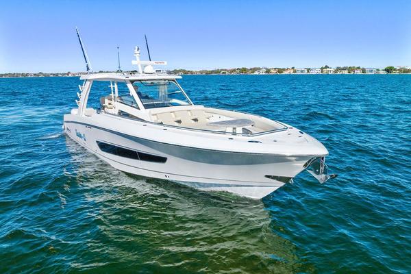 2019 Boston Whaler 420 Outrage - Susie Q - Starboard Profile
