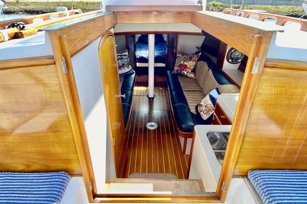Morris M36 Yacht For Sale