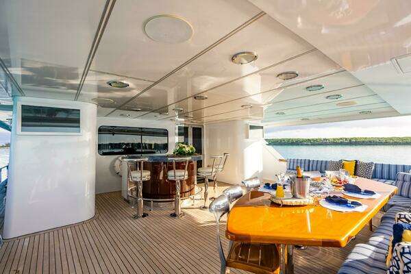 Photo of the 1995 Christensen Tri-deck Motoryacht "GRADE I"