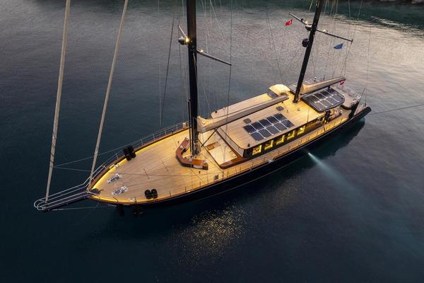 MITI ONE 111ft Custom Yacht For Sale