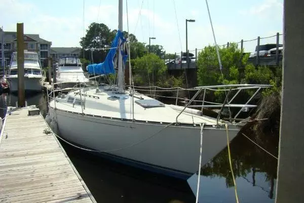 Auspicion 1982 C&C 34 34 ft Sloop by Ken King - (513) 702-9570