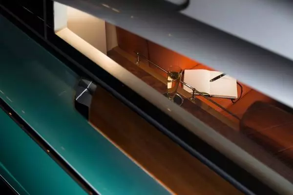 LEONARDO  34ft Hodgdon Yachts Yacht For Sale