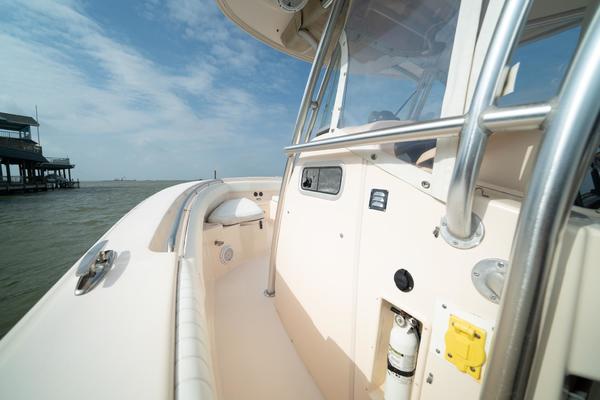 2008 Grady-White 306 Bimini