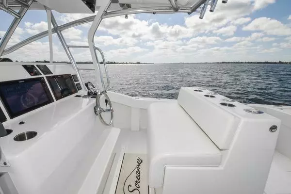 2019 Ocean Master 33