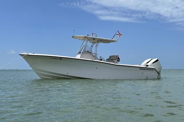 27ft Grady White Yacht For Sale