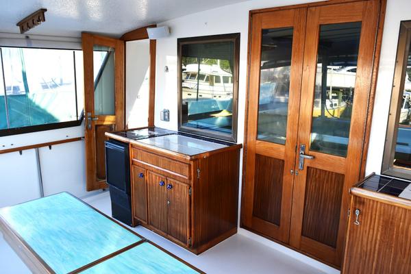 Free Spirit 61ft Hatteras Yacht For Sale