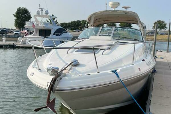 Photo of the 2005 Sea Ray Sundancer 320 "Making Memories"