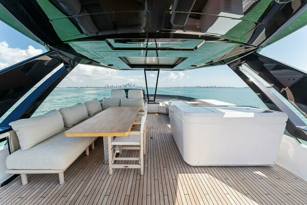 2023 Ferretti Yachts 78