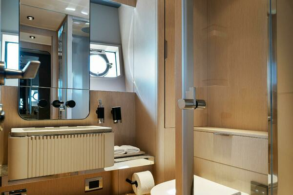 2023 Ferretti Yachts 78