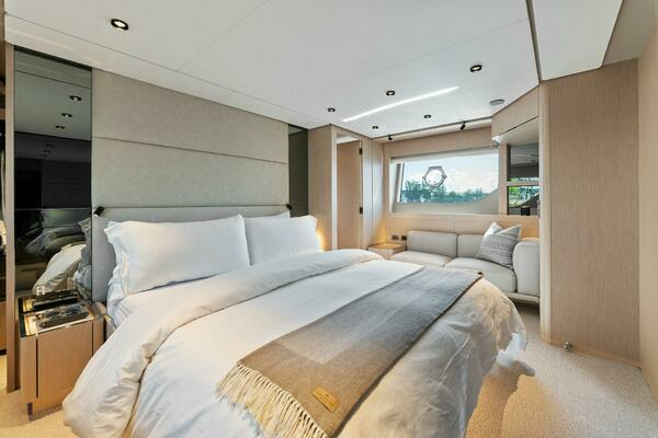 2023 Ferretti Yachts 78