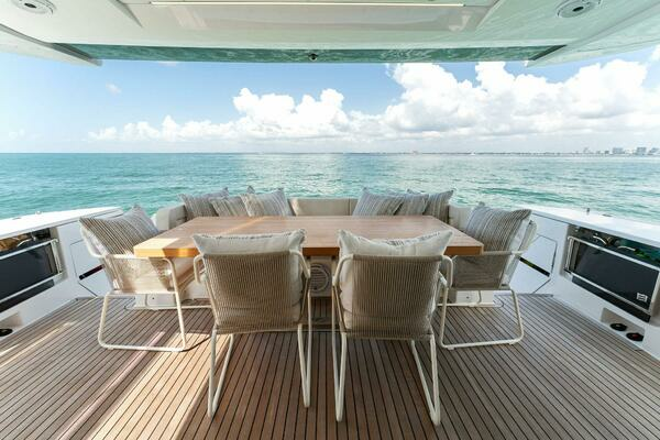 2023 Ferretti Yachts 78