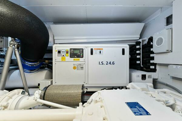 2023 Ferretti Yachts 78