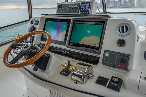 Sea Ray  Yacht For Sale