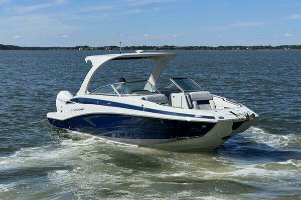 2022 Crownline 29