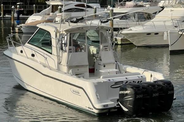 Boston Whaler 345 Conquest Yacht For Sale