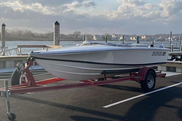 16ft Donzi Yacht For Sale