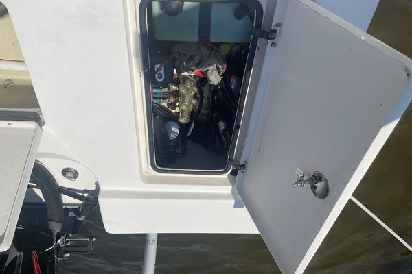22ft Pathfinder Yacht For Sale