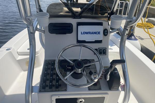 22ft Pathfinder Yacht For Sale