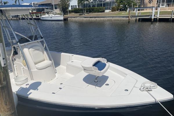 22ft Pathfinder Yacht For Sale