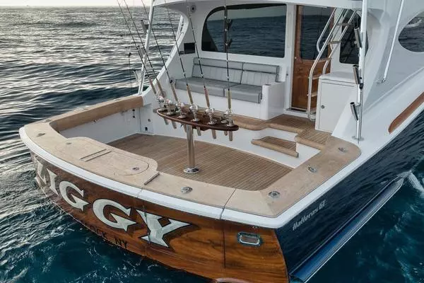 2020 Hatteras 59