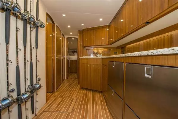 Photo of the 2008 Viking 52 Sport Coupe "She's All Hooked Up"