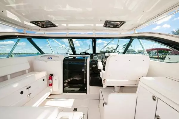 2003 Tiara Yachts 42