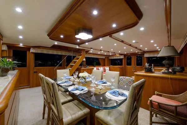 Photo of the 2001 Burger  "DREAM CATCHER"