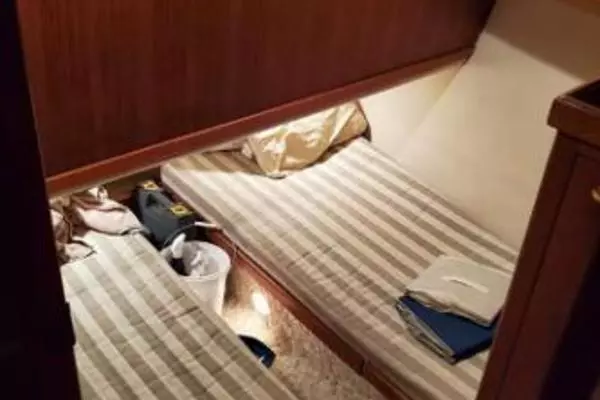 Good Chemistry 43ft Mainship Yacht For Sale
