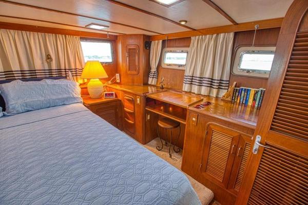 Black Horse  62ft Marine Trader Yacht For Sale