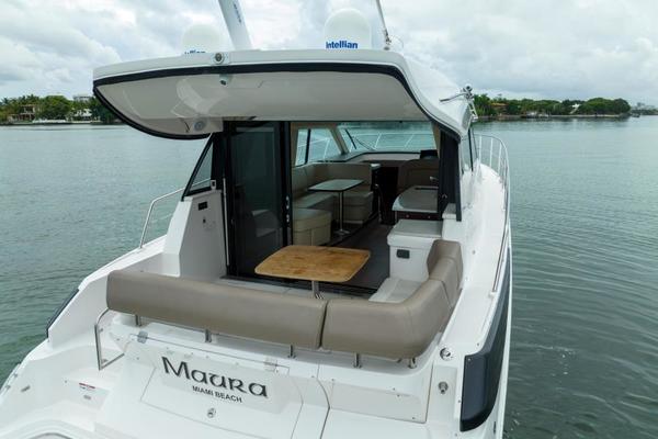 Regal 42 Grande Coupe Yacht For Sale