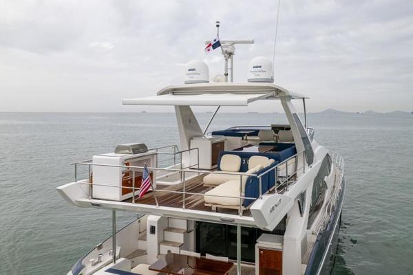 66ft Azimut Yacht For Sale