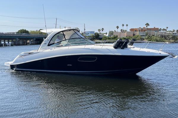 35ft Sea Ray Yacht For Sale