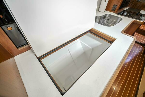 Pearson 530 Yacht For Sale