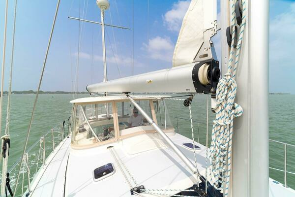 Pearson 530 Yacht For Sale