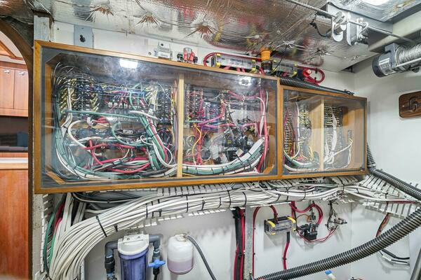 Pearson 530 Yacht For Sale