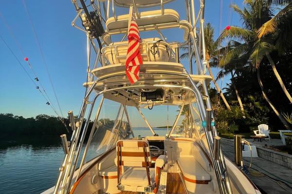 RUM RUNNER 33ft L amp H Yacht For Sale