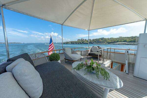Upper Flybridge Lounging Area