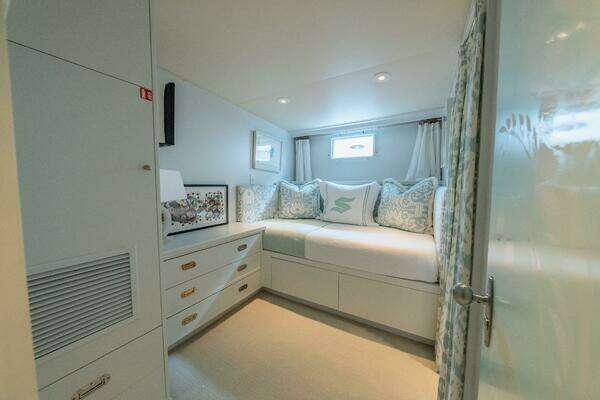 Single Starboard Stateroom