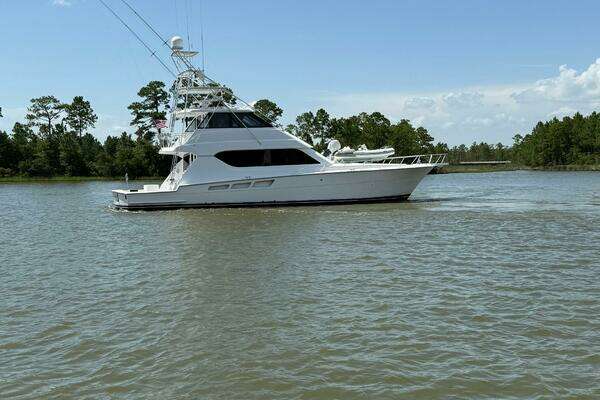 2002 Hatteras 65