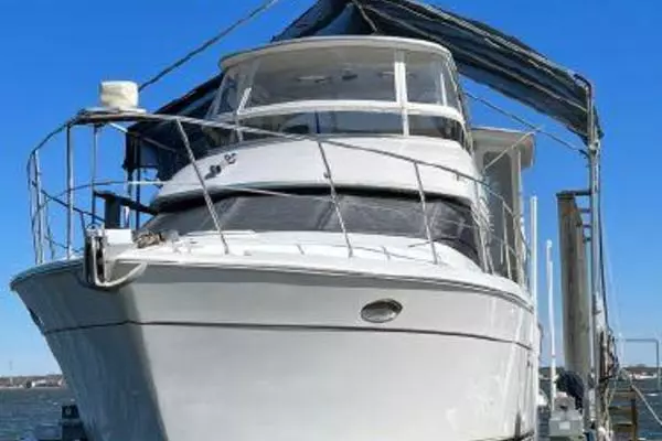 45ft Carver Yacht For Sale