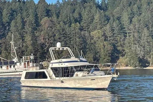 Photo of the 1985 Bluewater 51 Coastal Cruiser "Winston"
