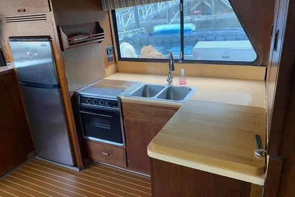 Photo of the 1985 Bluewater 51 Coastal Cruiser "Winston"