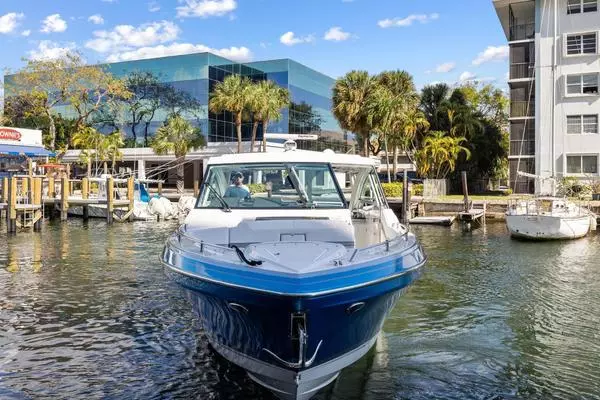 Photo of the 2023 Formula 430 Super Sport Crossover